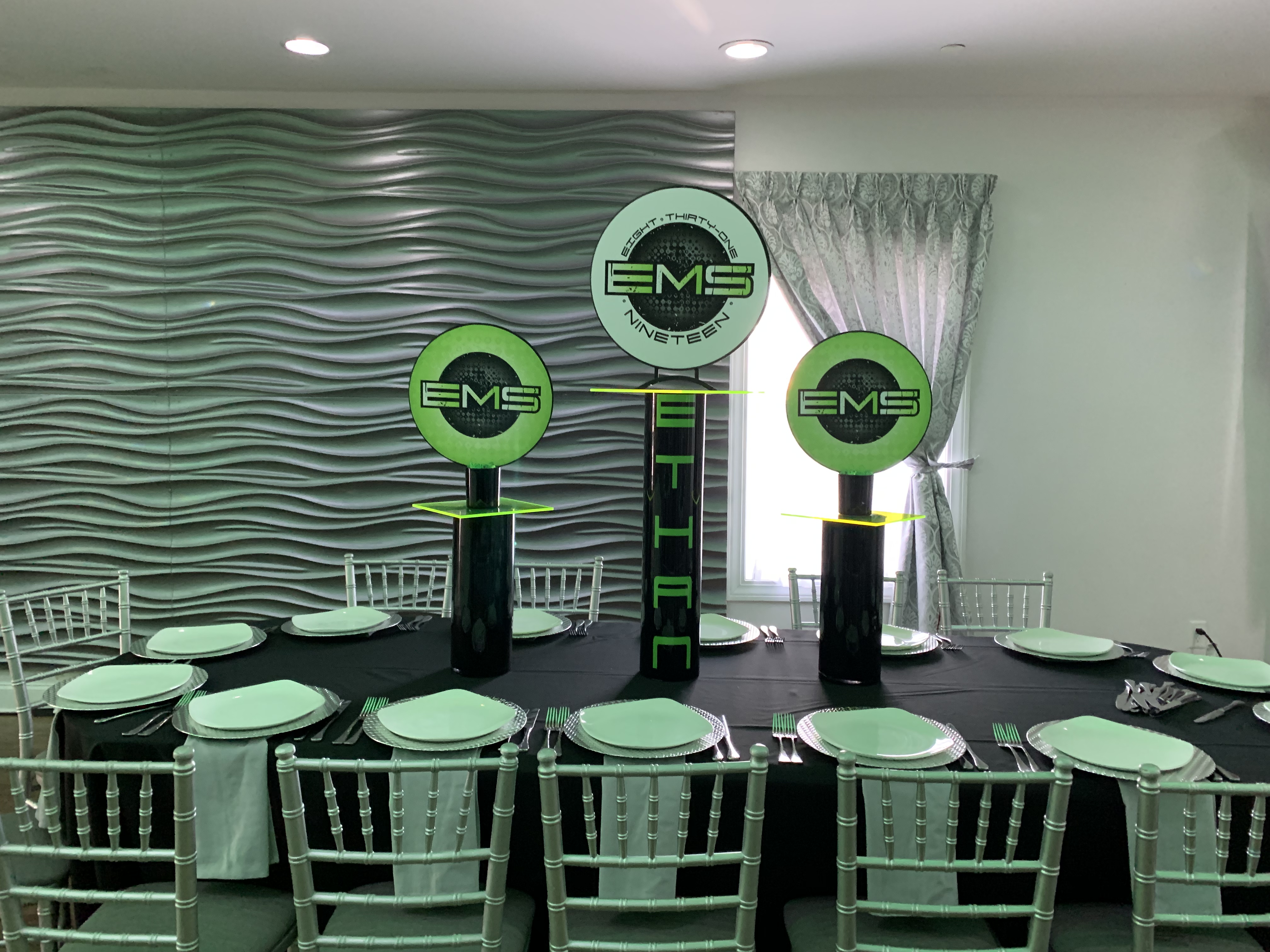 9093 Fluorescent Green Acrylic Used for Parties and Events