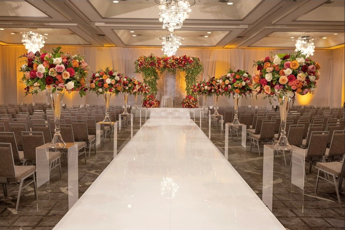 Custom Acrylic Wedding Podiums